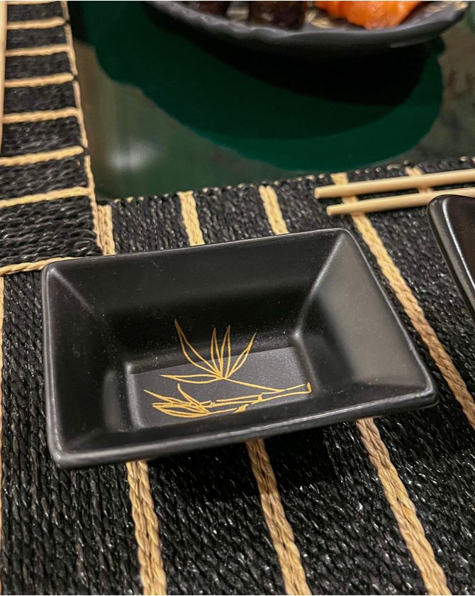 Bowl Para Shoyu Japonês Preto E Dourado Bamboo