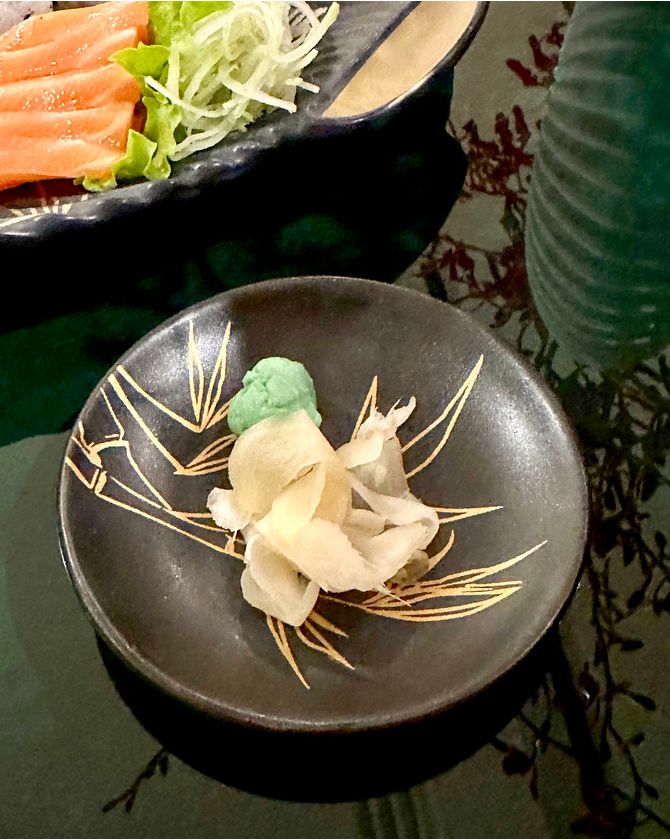 Porta Wasabi Japonês Preto E Dourado Bamboo
