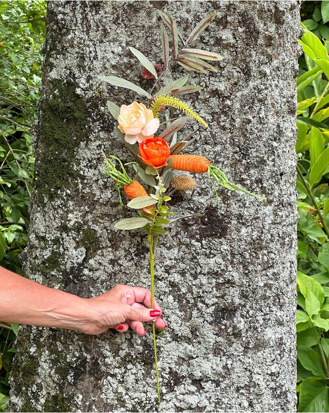 Galho 65cm floral laranja Páscoa 2024