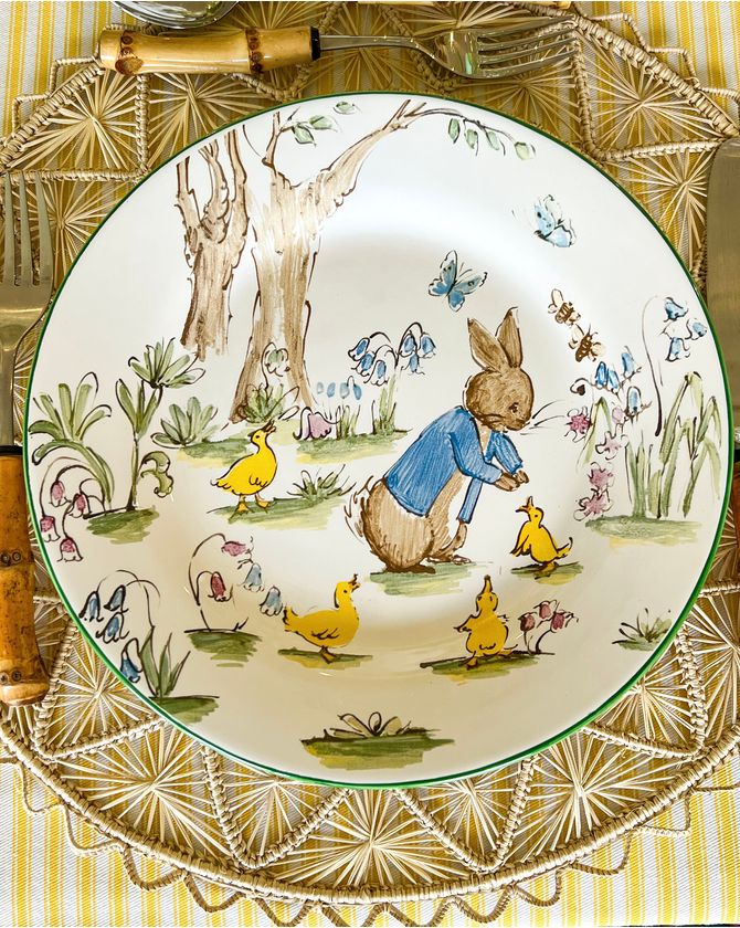 Prato raso Peter Rabbit patinho Páscoa 2024 - azul