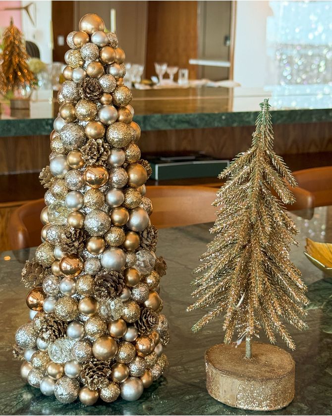Mini pinheiro dourado NATAL 2024