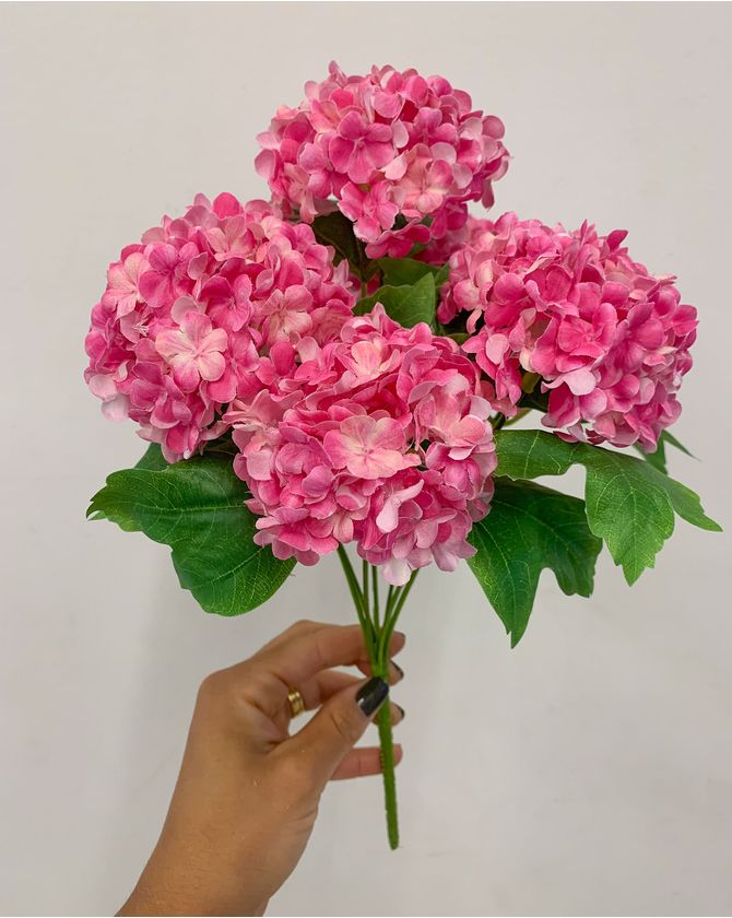 Bouquet mini hortênsias Páscoa 2025 - rosa pink