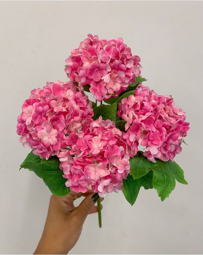 Bouquet mini hortênsias Páscoa 2025 - rosa pink