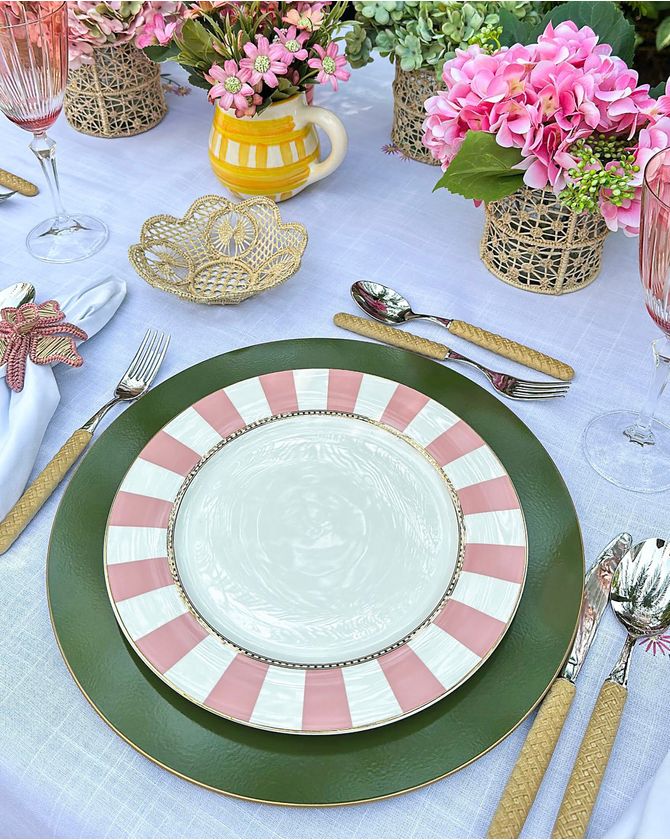 Prato raso porcelana listrado rosa