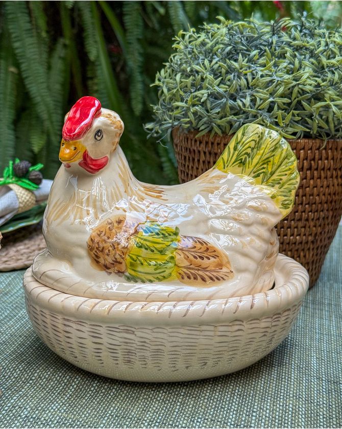 Galinha compoteira Farm