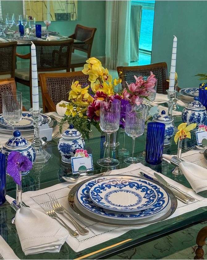 Vasinho porcelana azul e branco Riviera