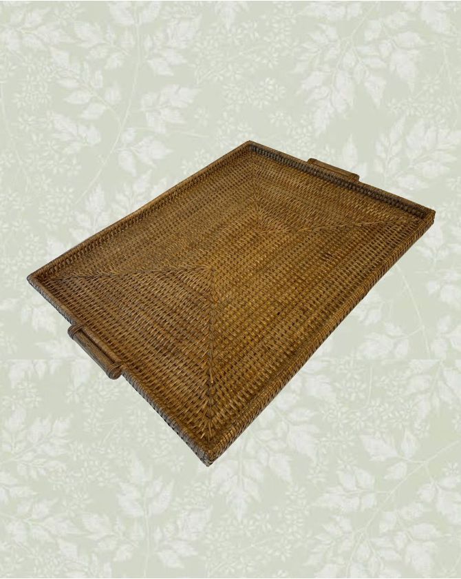 Bandeja retangular rattan com alça madeira - 48x39cm